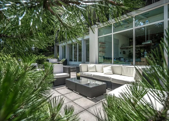 מלון Strela By Mountain 3*