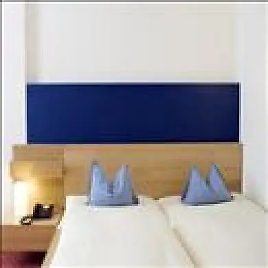 מלון Strela By Mountain 3*