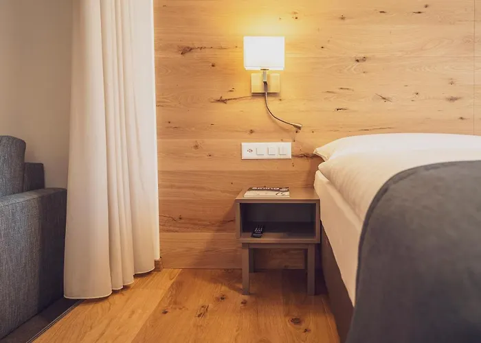 מלון Strela By Mountain 3*